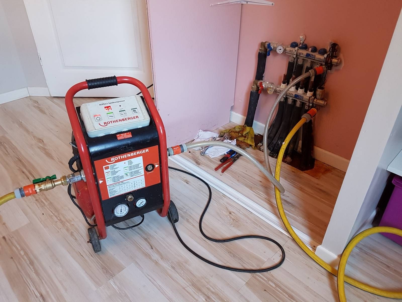 Yenidoğan Vaillant Hermetik Şofben Petek Temizliği
